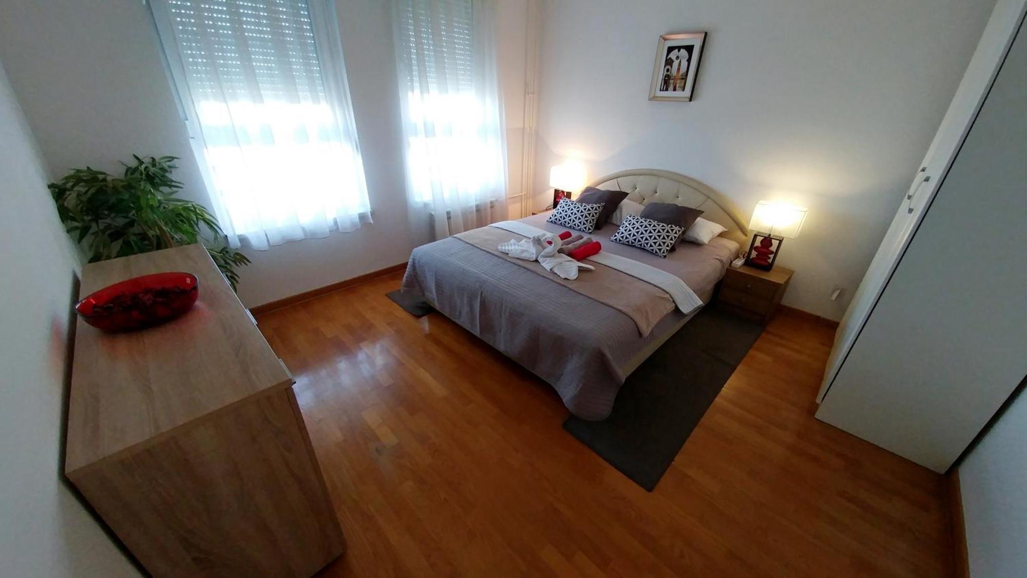 Delta Residence Belville Belgrado Quarto foto